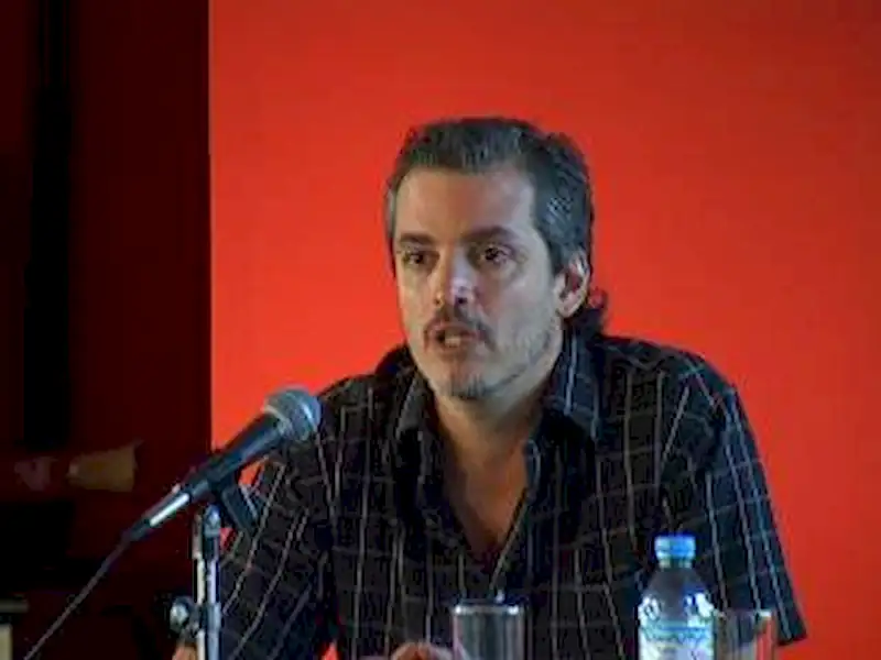 Ricardo Iacub disertó en Puerta del Bosque | Miramarense