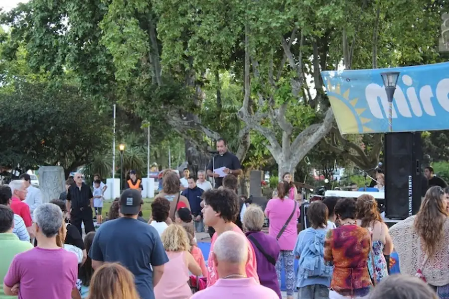 Turismo | Comenzó la temporada veraniega 2014