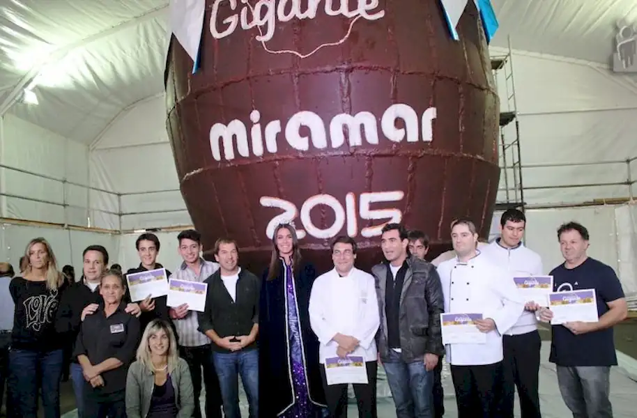 Turismo | Se distribuyó el Huevo de Pascua Gigante