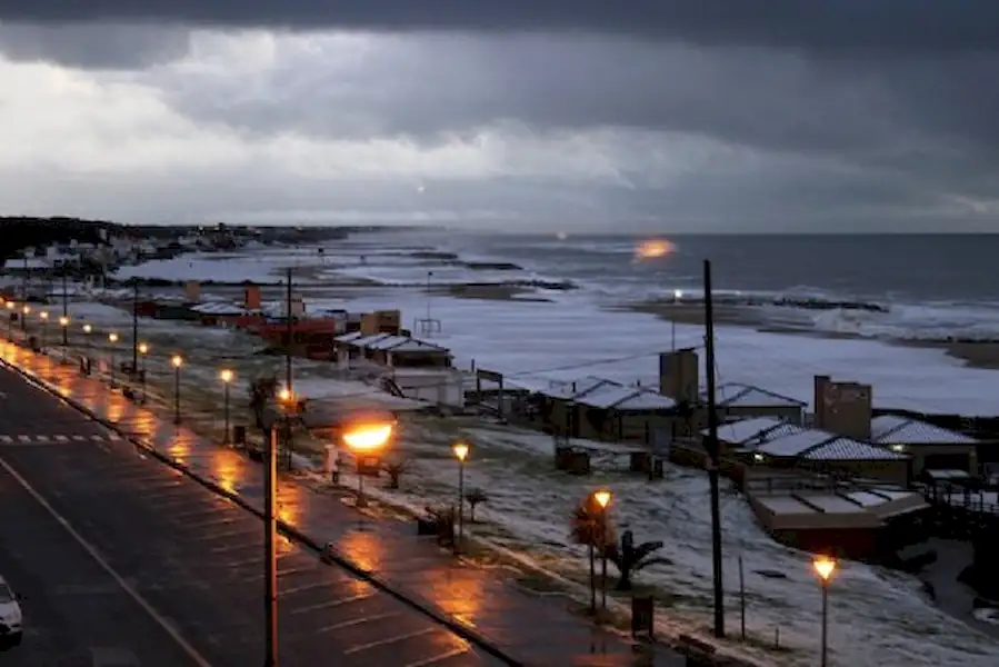 Local | Miramar amaneció blanca