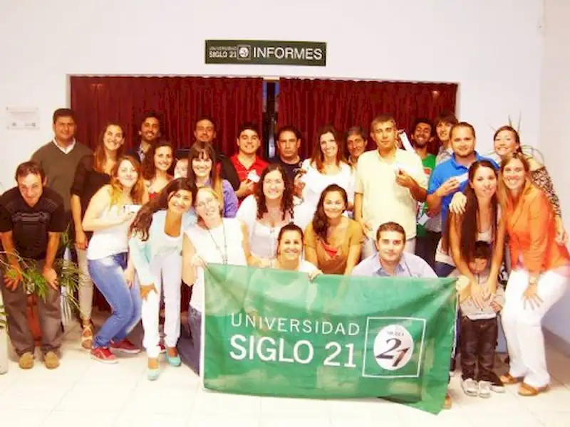 Siglo 21 con nuevas carreras en Miramar | Miramarense