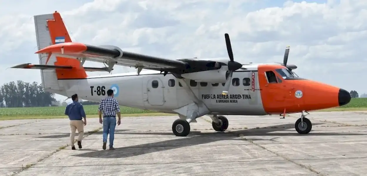 Se reactiva el aeropuerto de Miramar con vuelos comerciales de LADE | Miramarense