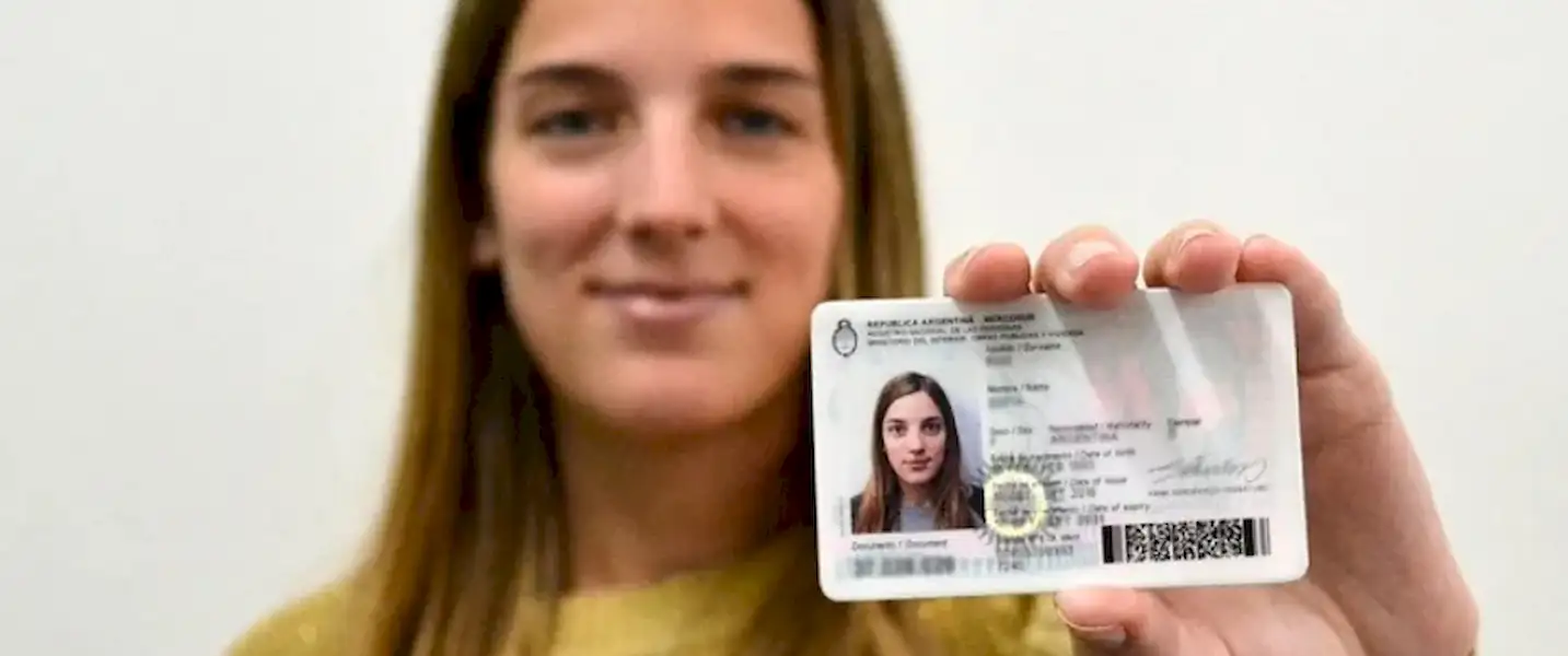 Local | Operativo de documentación en Miramar