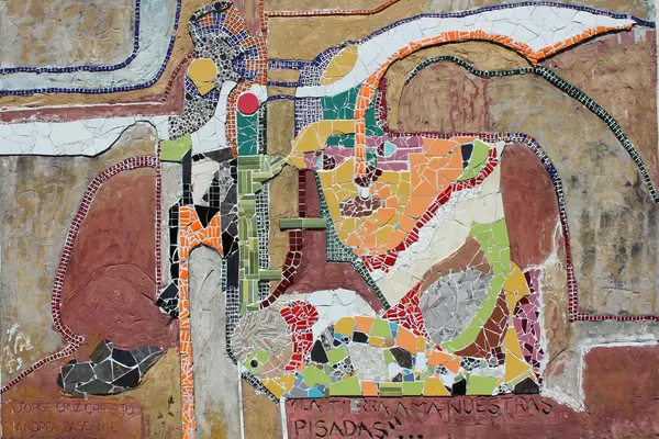 Mural del muro 2, cara B: La Tierra ama nuestras pisadas