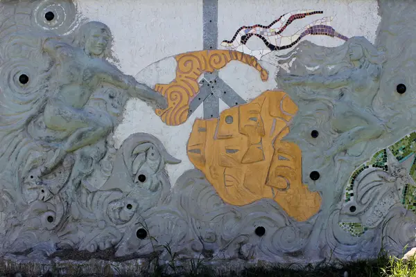 Mural del muro 16, cara A: Equilibrio Místico